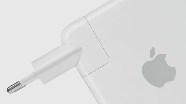 151: Apple Airport Express (2004)