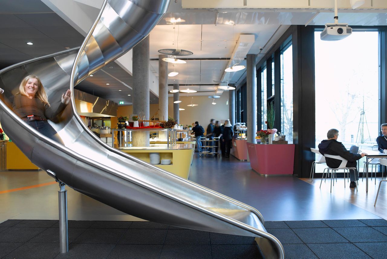 20 cool office designs