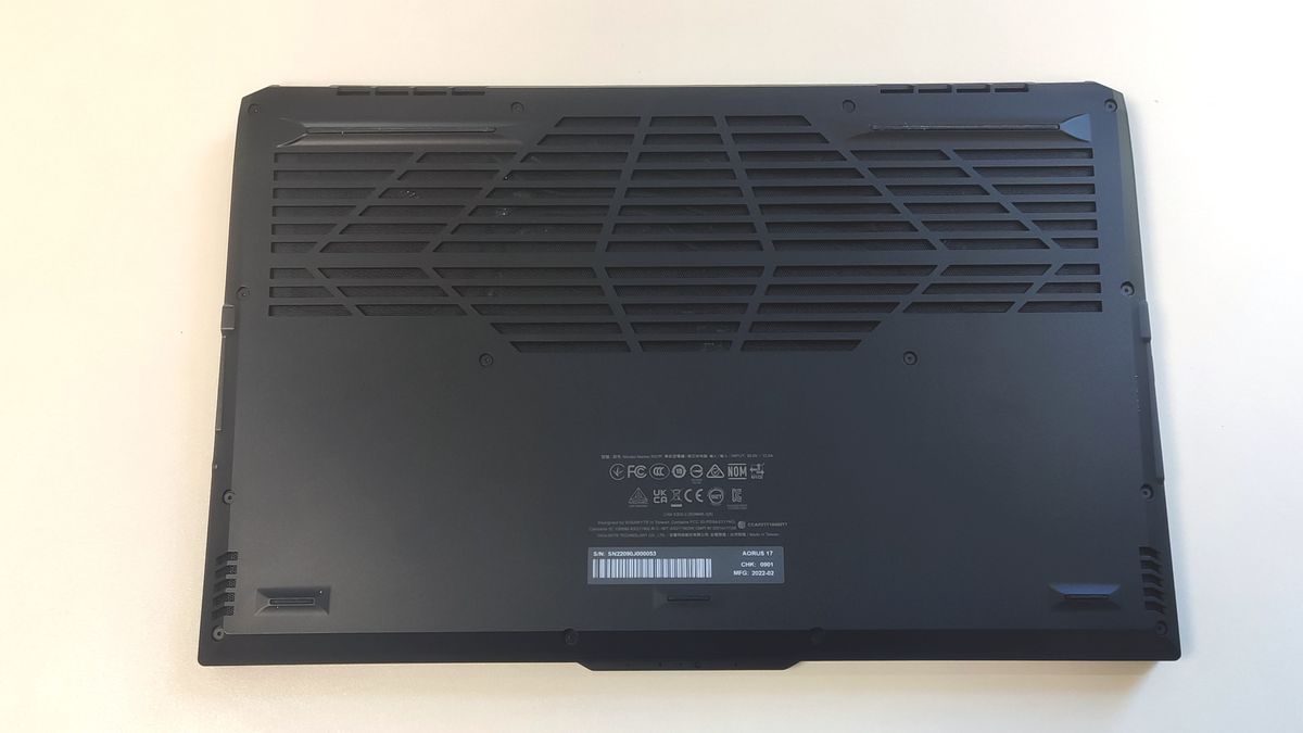Gigabyte Aorus 17 XE4 on a desk