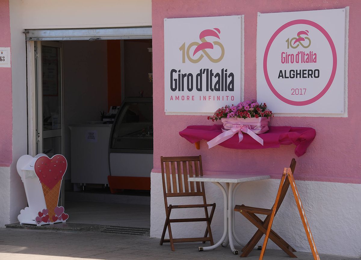 Local shops getting into the Giro spirit