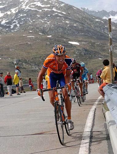 Michael Boogerd (Rabobank) going hard