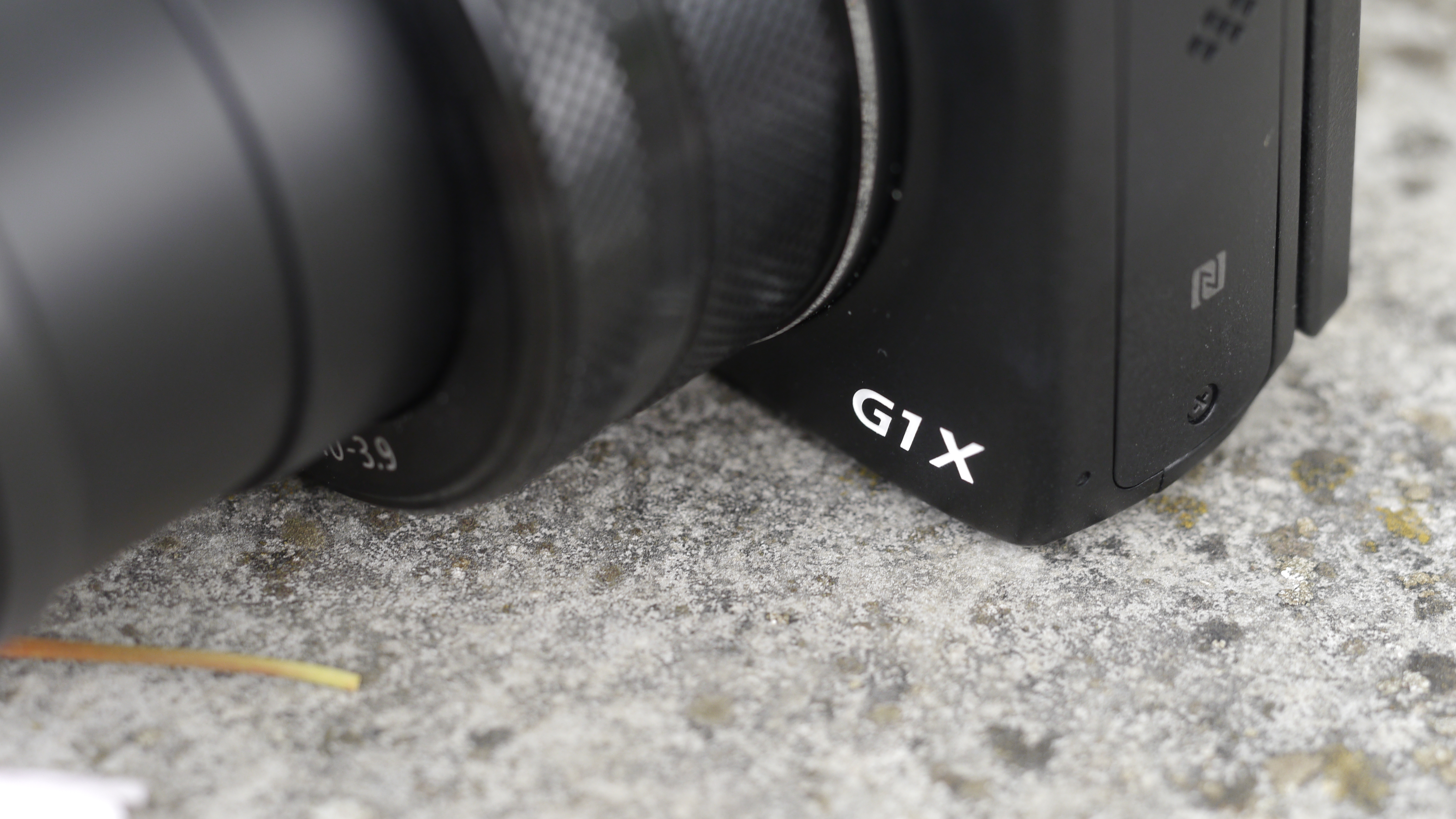 Canon G1 X Mark II