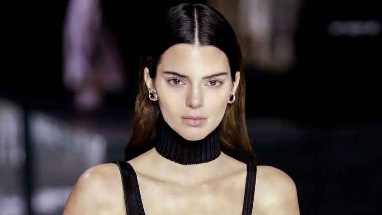 rome, italy october 24 kendall jenner walks the runway during the giambattista valli loves hm show on october 24, 2019 in rome, italy photo by vittorio zunino celottogetty images