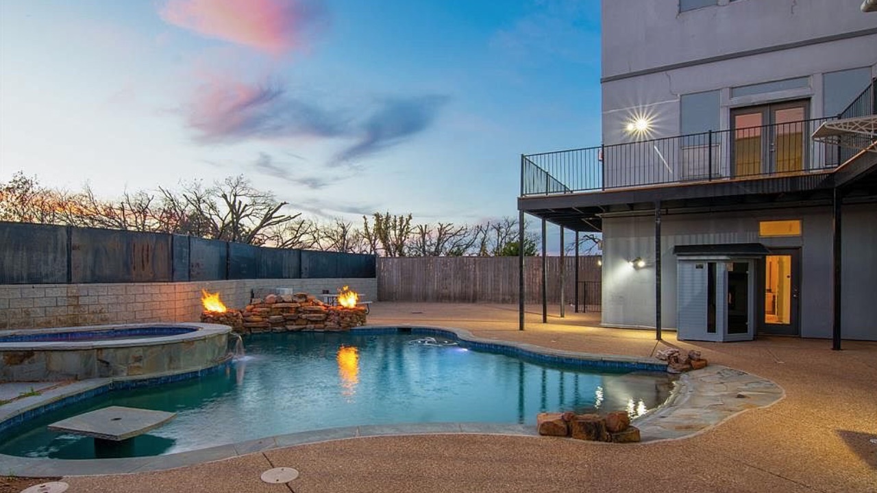 Vinnie Paul Abbott's Arlington, Texas house