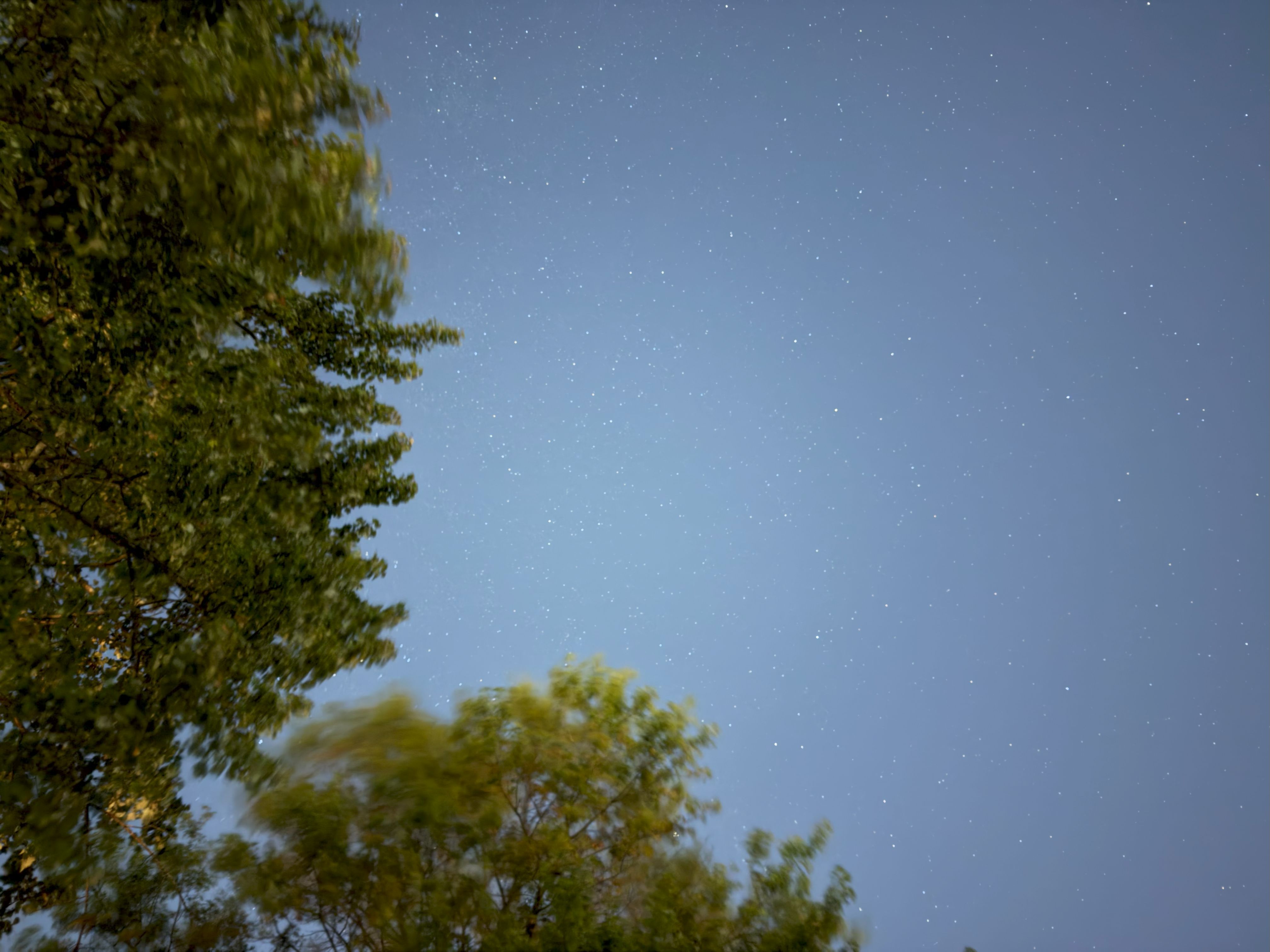 Apple iPhone 17 Pro astrophotography sample.
