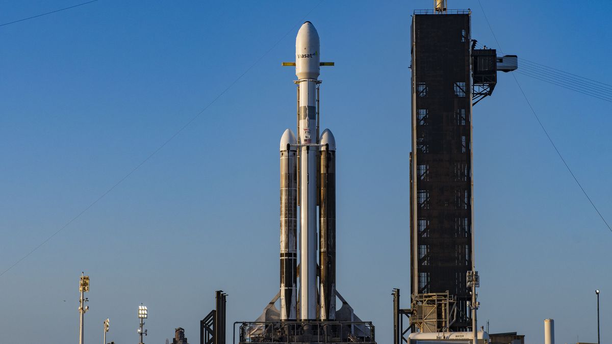 Assista ao lançamento do poderoso Falcon Heavy da SpaceX hoje, após um atraso climático