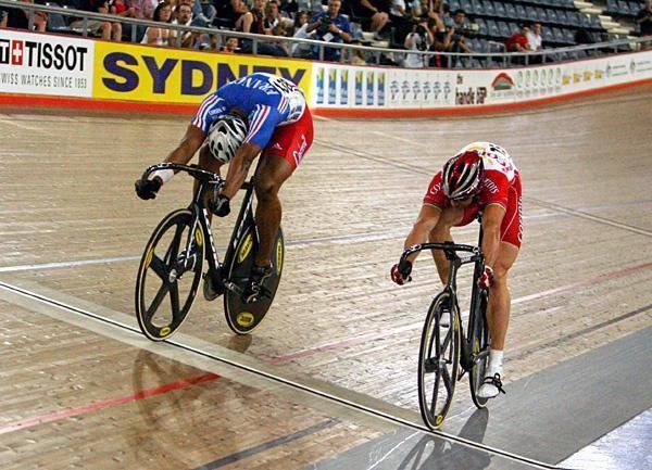 Gr&eacute;gory Baug&eacute; (France) beating his countryman