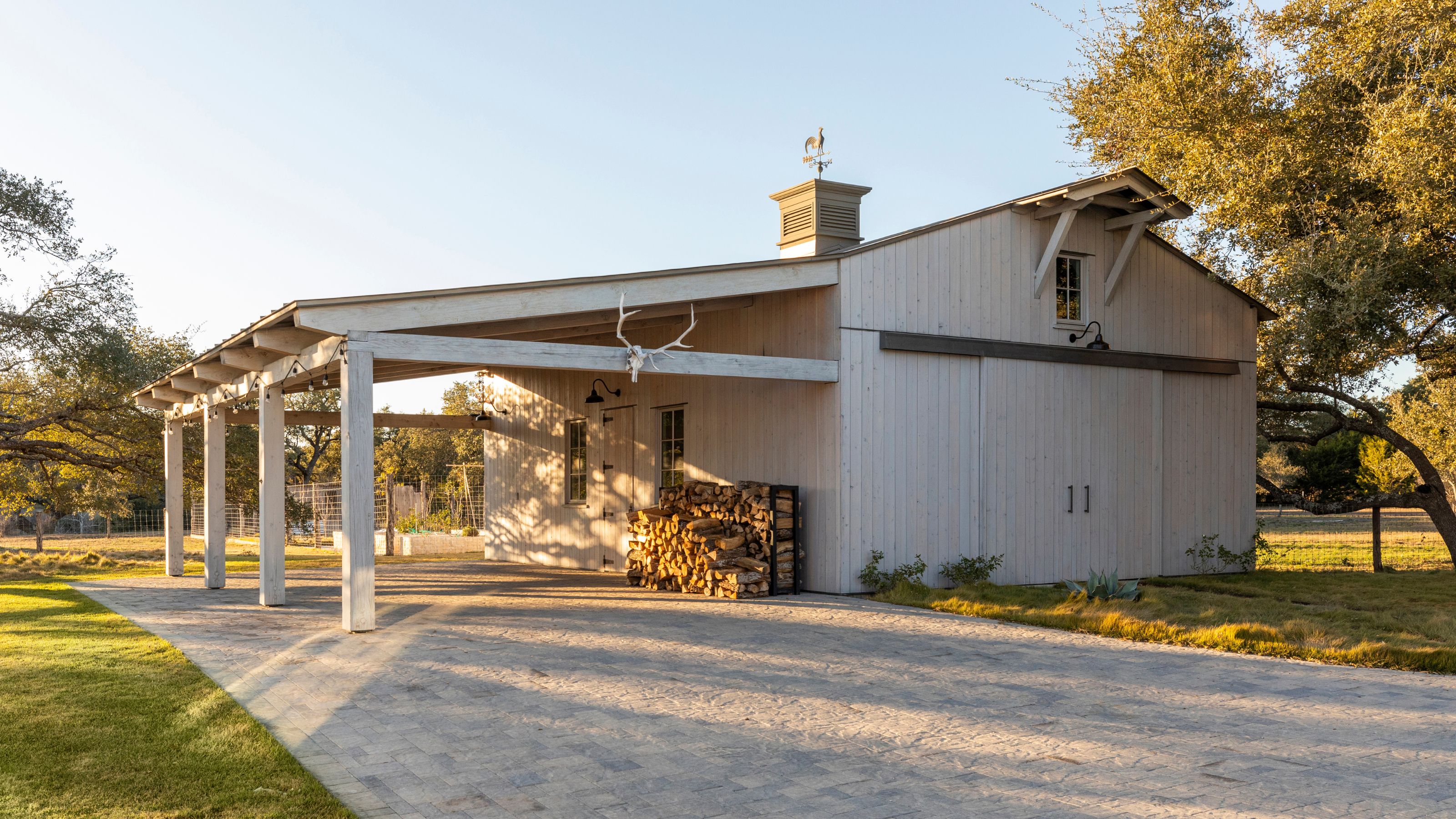 a traditional texas ranch barn with cladding