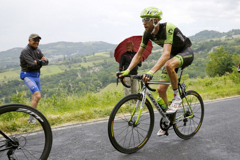 Ryder Hesjedal (Cannondale-Garmin) in the break again