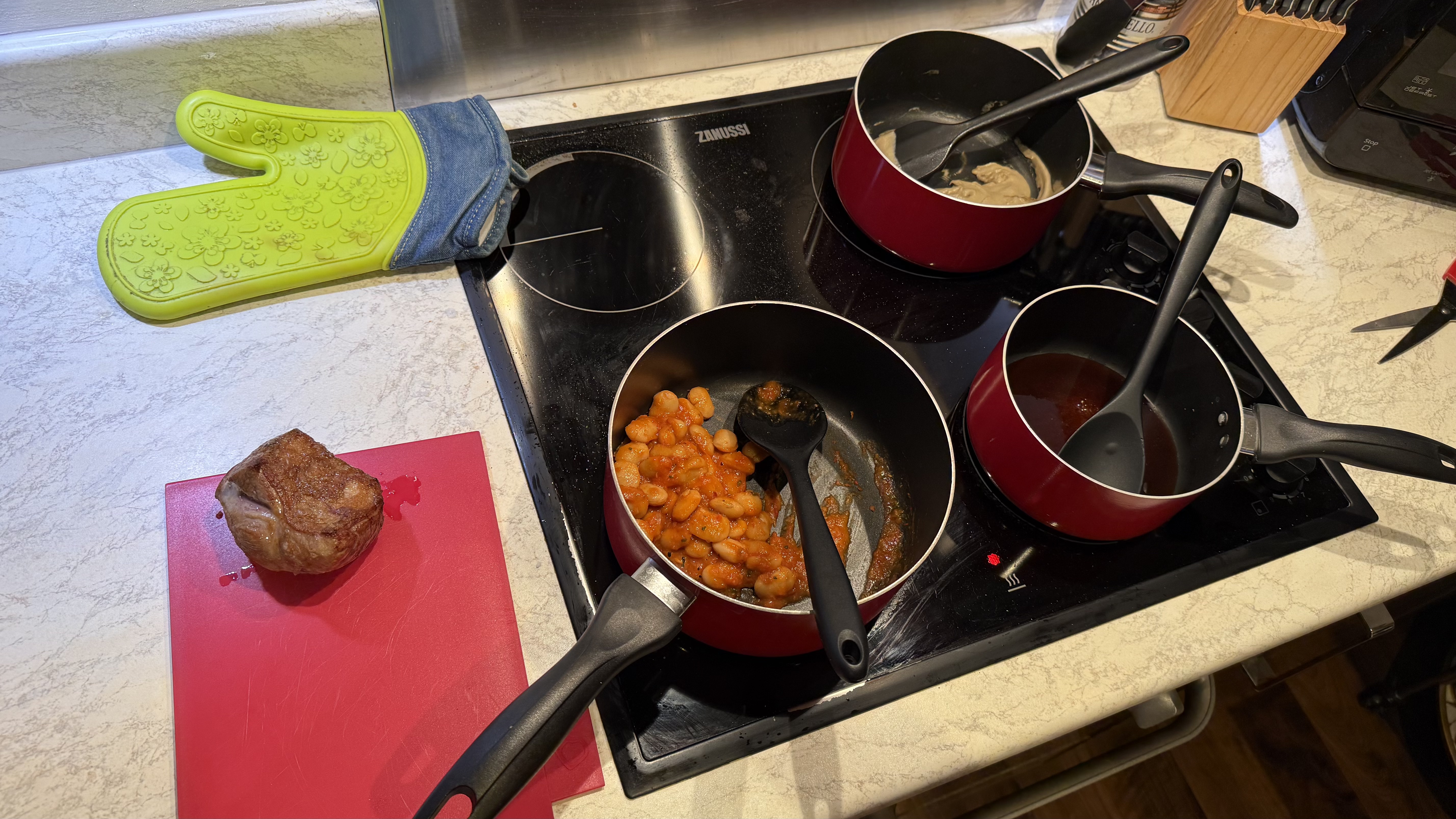 Making an Indulge Fine Dining meal box