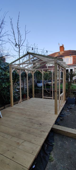 scaffolding decking in a back garden