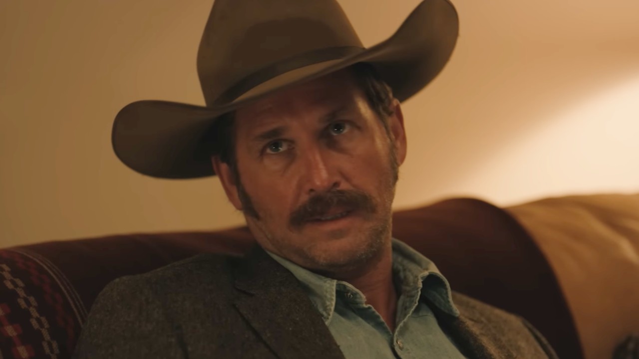 Josh Lucas as young John Dutton in Yellowstone.