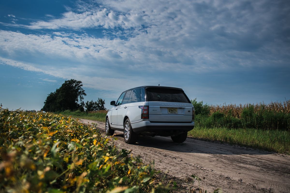 Range Rover HSE TD6 luxury, offroad dominance, and great fuel economy