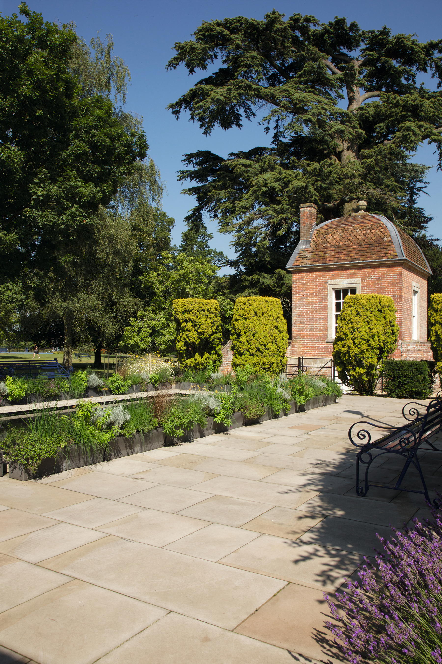 Artorius Faber garden furniture