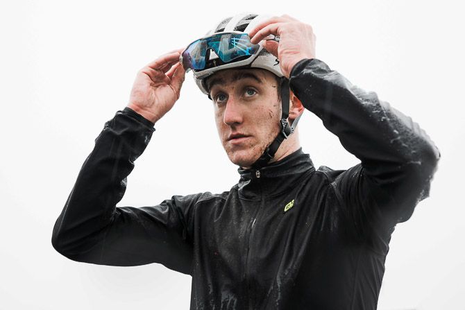 Irish Under 23 national time trial champion Eddie Dunbar weathered the inclement weather thanks to his Al&eacute; Klimatik rain gear.