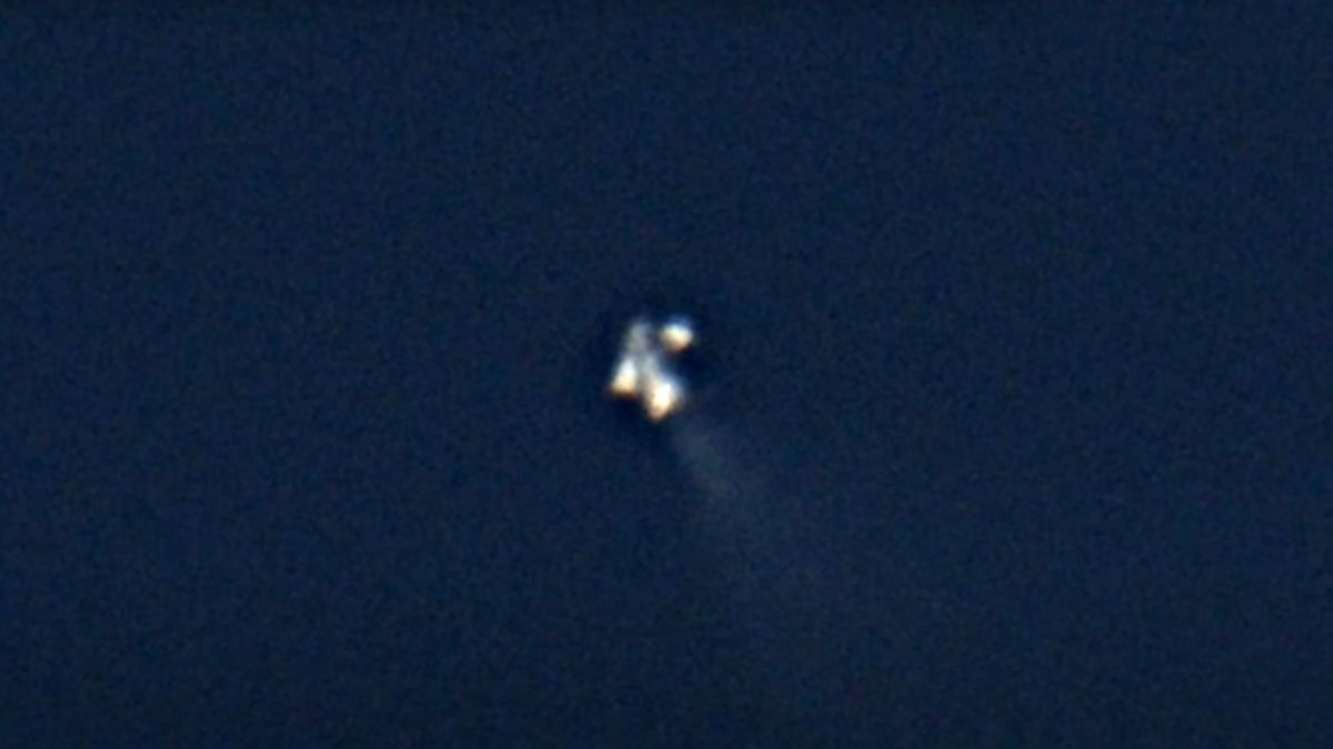 Zobacz, jak statek kosmiczny SpaceX eksploduje w oszałamiającym materiale teleskopowym (wideo)