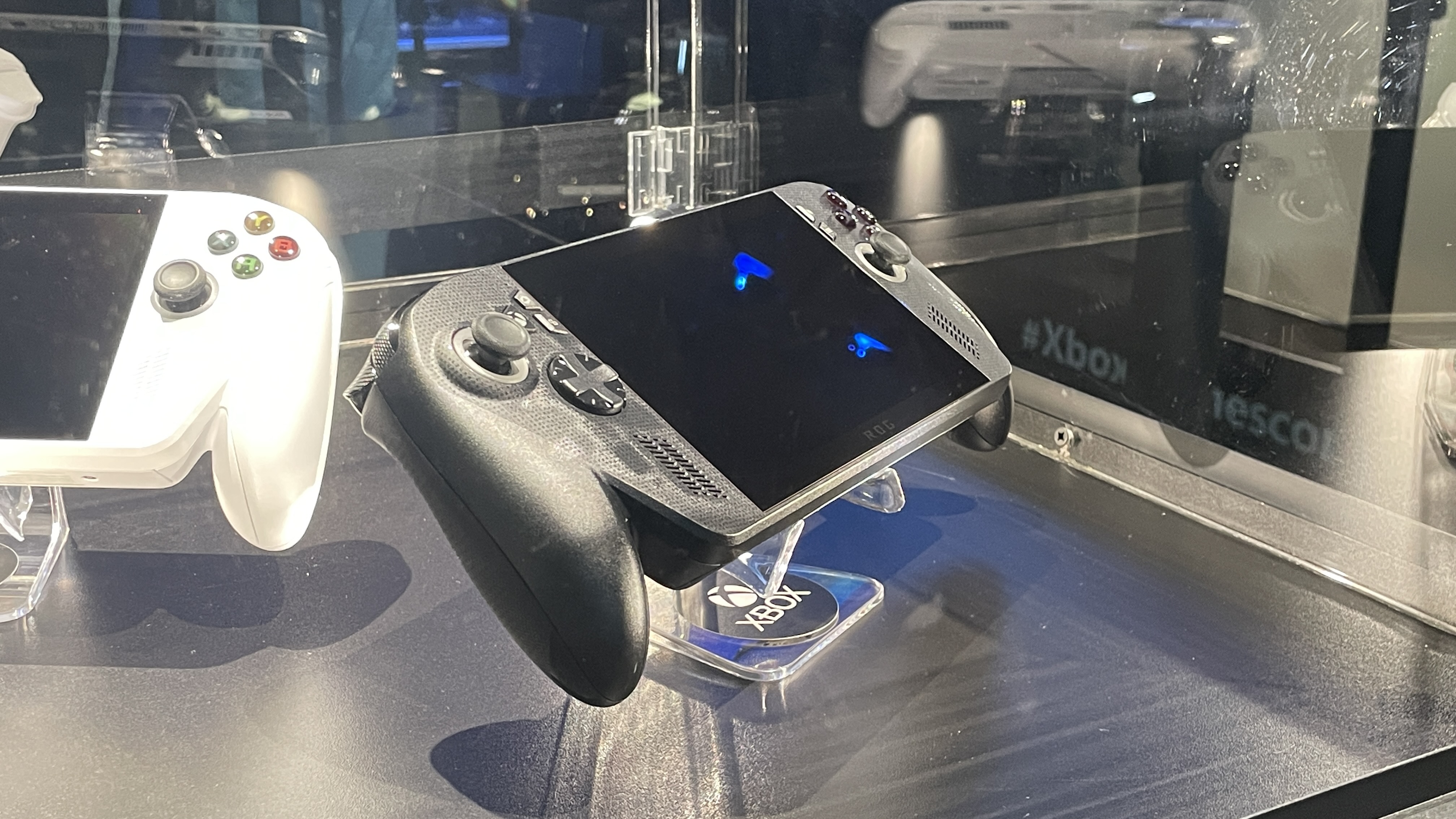 Hands-on with an ROG Xbox Ally handheld gaming PC