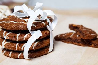 Chocolate and honeycomb biscuits