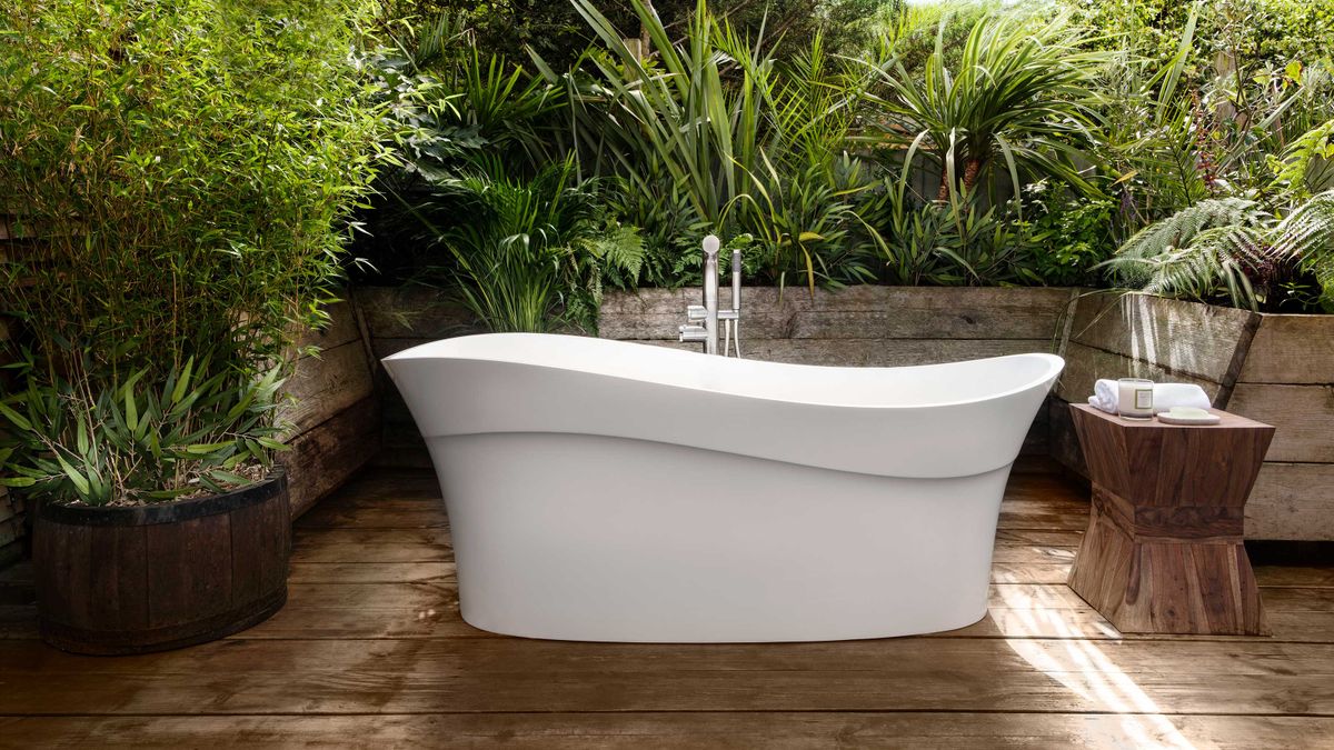 Outdoor bathroom ideas 10 luxurious