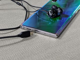 Galaxy Note 10 Plus USB-C headphones