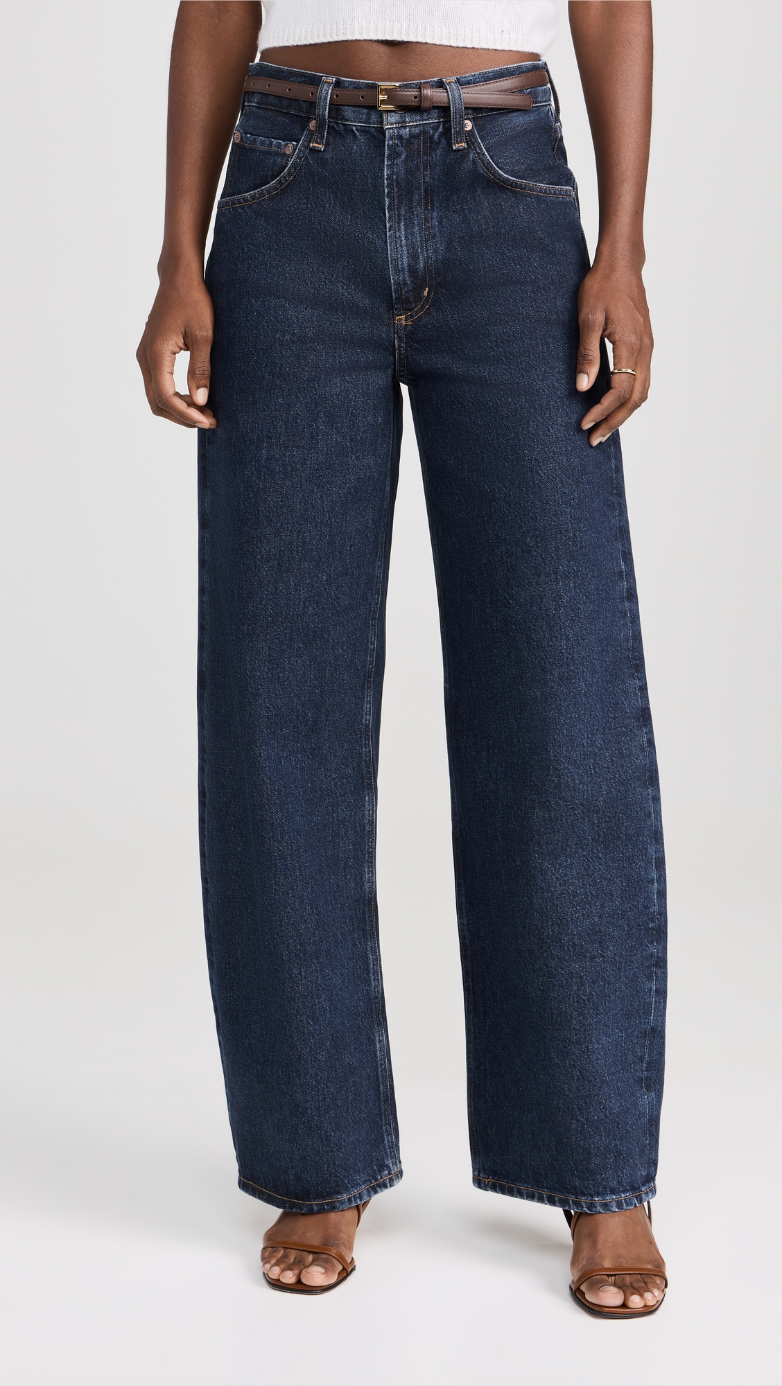 Low Curve Jeans