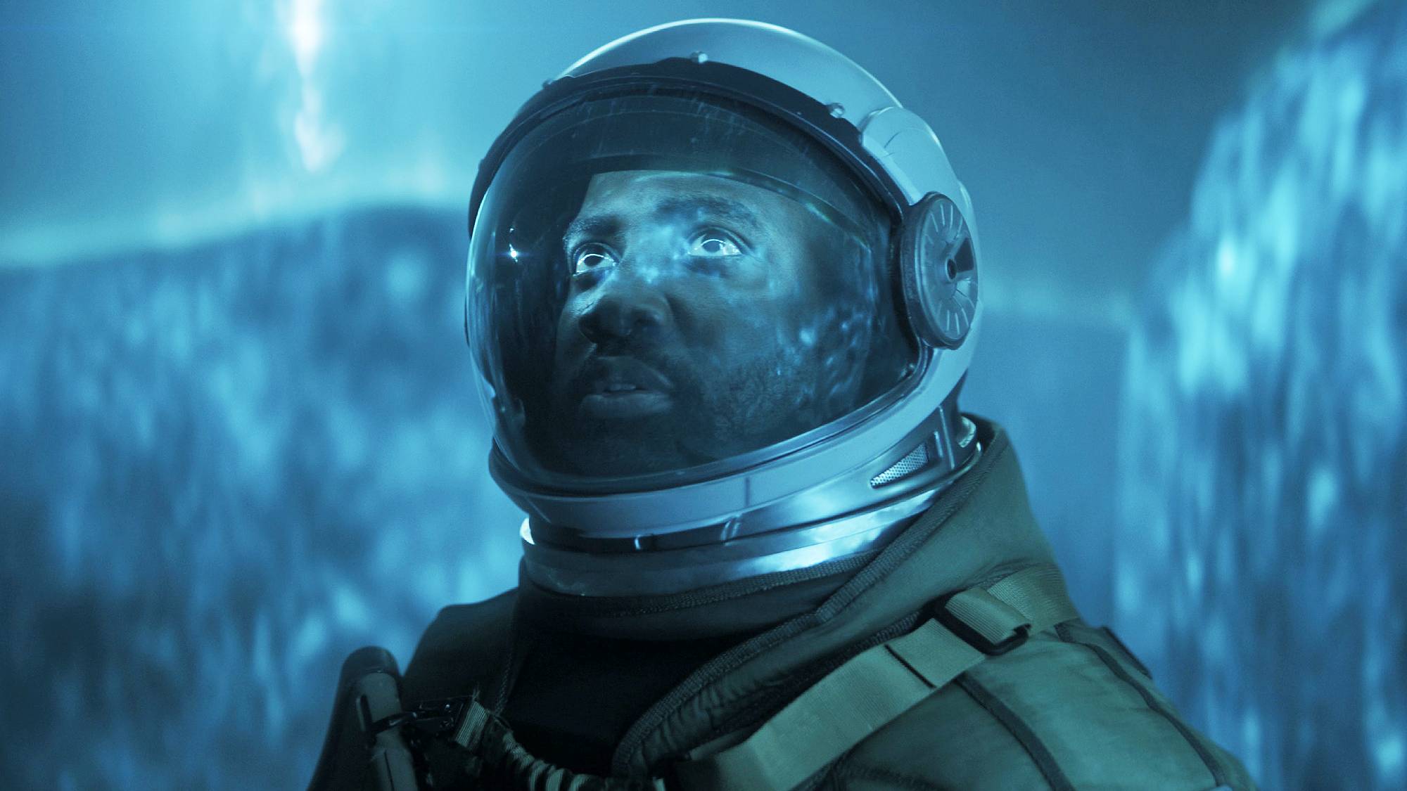 Shamier Anderson in &quot;Invasion&quot; season 3 on Apple TV Plus