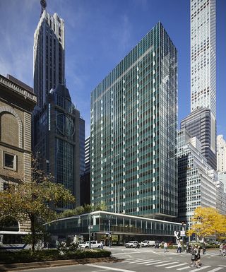 Lever house by SOM hero exterior