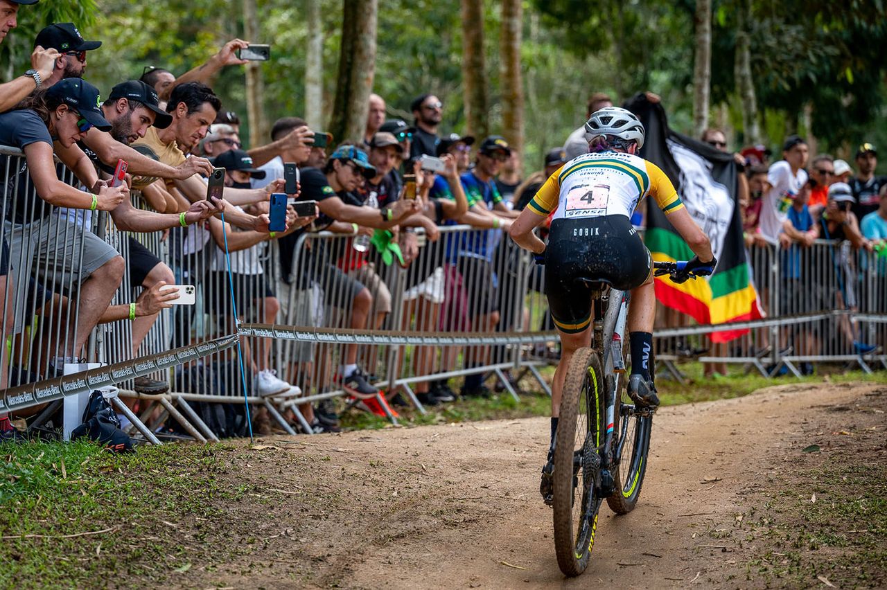 Rebecca McConnell (Primaflor Mondraker Genuins)