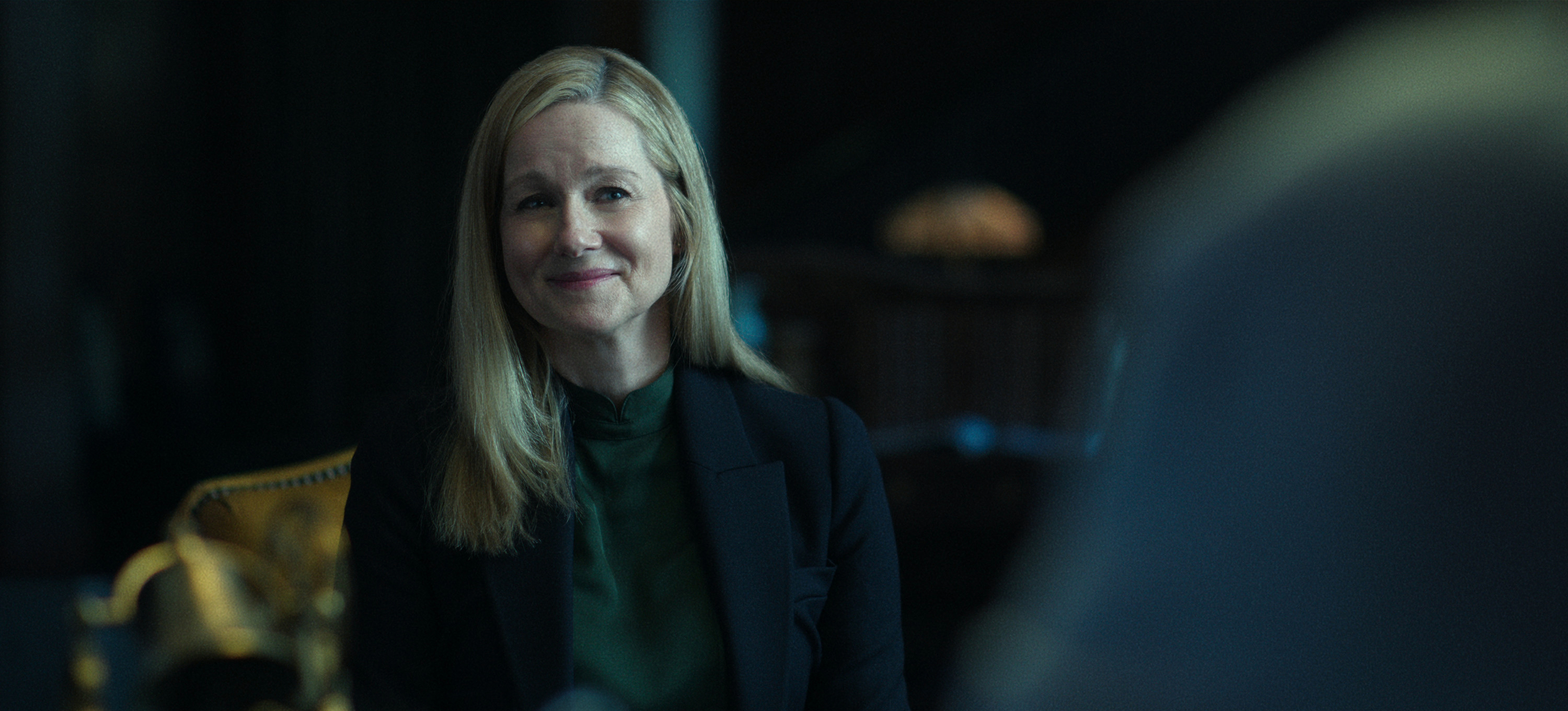 TV tonight Laura Linney stars.