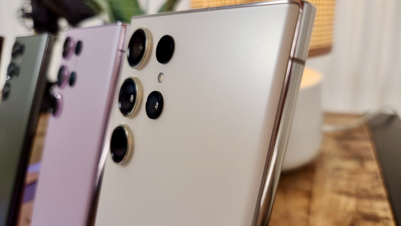 The Samsung Galaxy S23 Ultra camera sensors