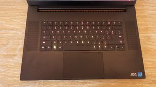 The RGB illuminated keyboard of the Razer Blade 17 (2022)