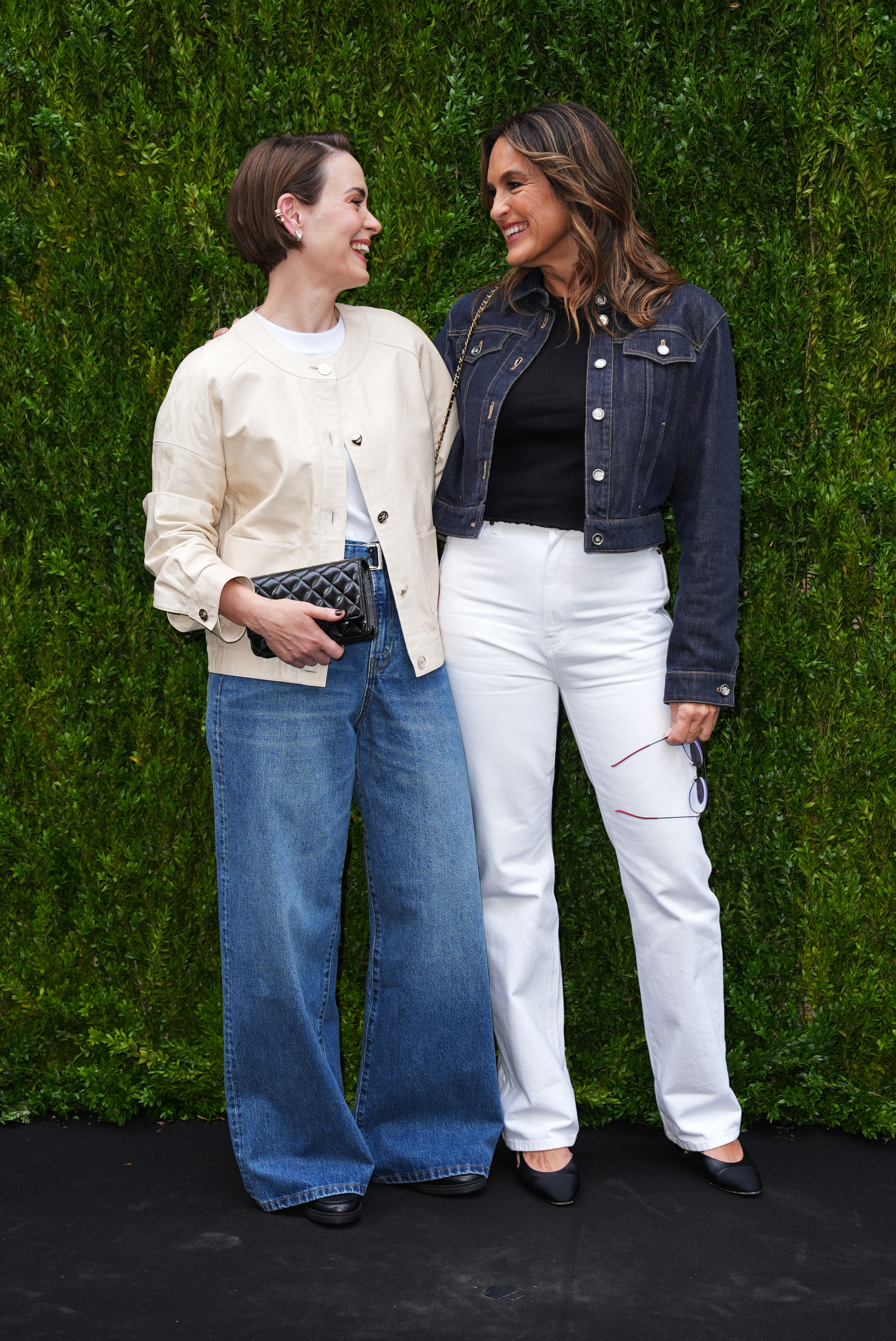 celebrities arrive at the chanel through her lens luncheon wearing chanel outfits