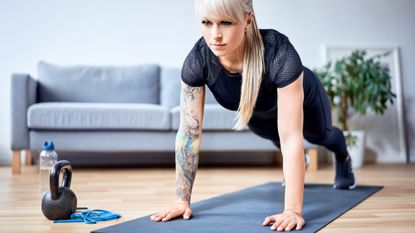 Woman doing an AMRAP workout