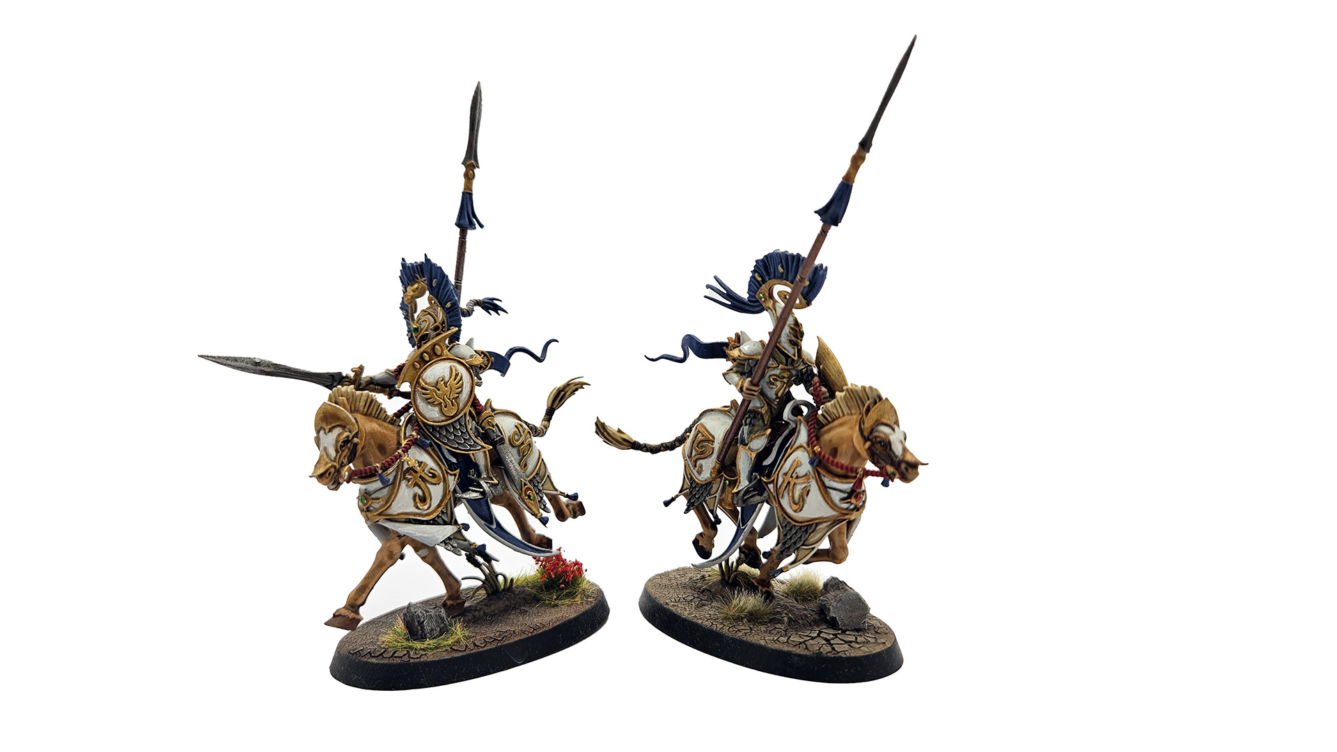 A pair of Vanari Dawnriders painted by GamesRadar's Will Salmon