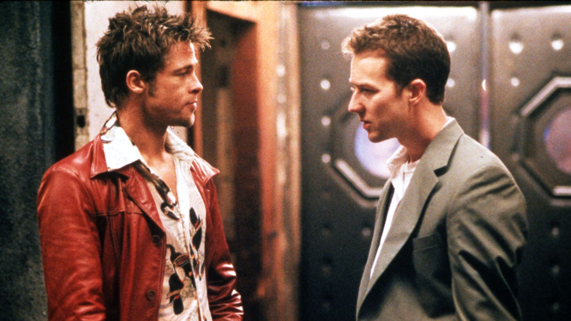 Brad Pitt y Edward Norton en El club de la lucha