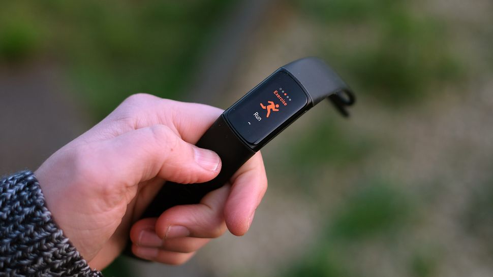 Beste activity trackers 2024 Fitbit, Garmin en meer TechRadar