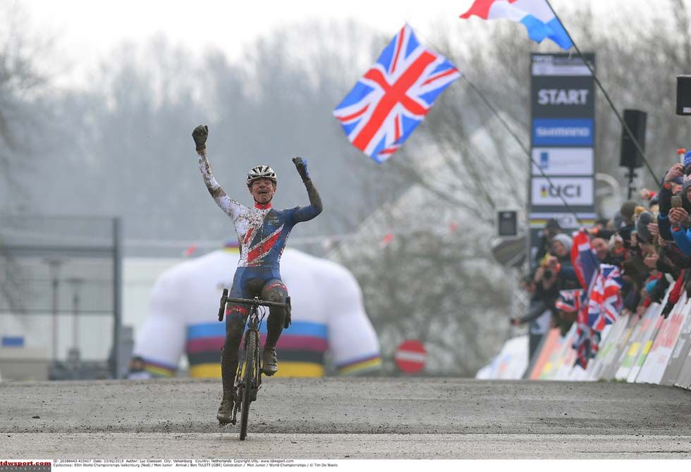 Ben Tulett (Great Britain) wins the junior men's race at the World Championships