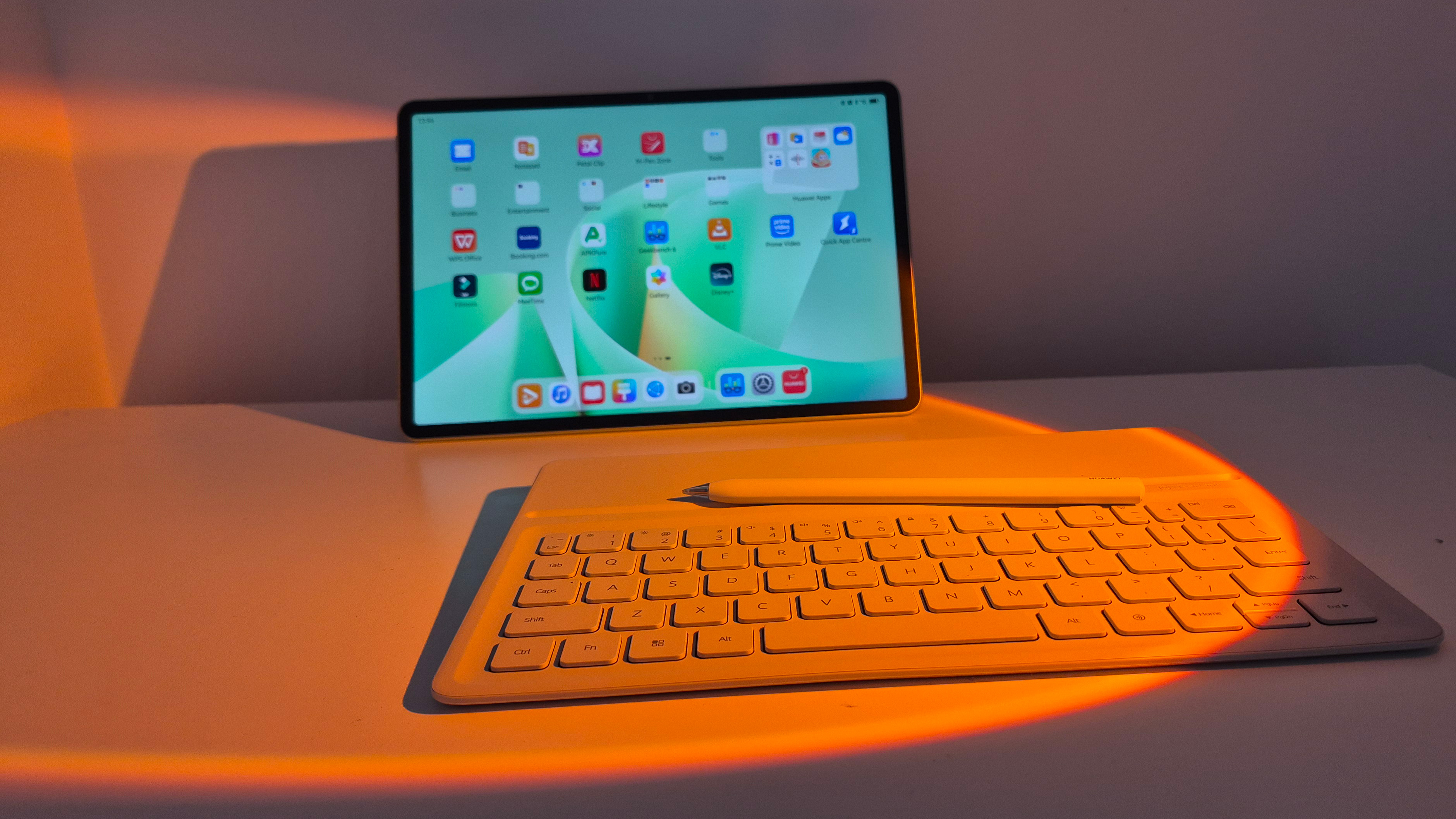 The Huawei MatePad 11.5 S on a desk