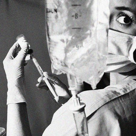 A Top Doctor Shares Her Saga of Opioid Addiction