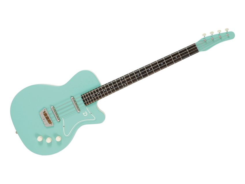 The compact scale length means that this is a manageable bass for just about anybody.