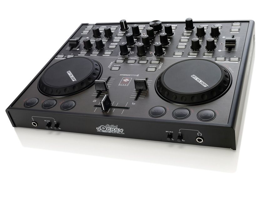 The Digital Jockey 2 has a pretty standard layout.