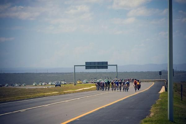The peloton split into different groups.
