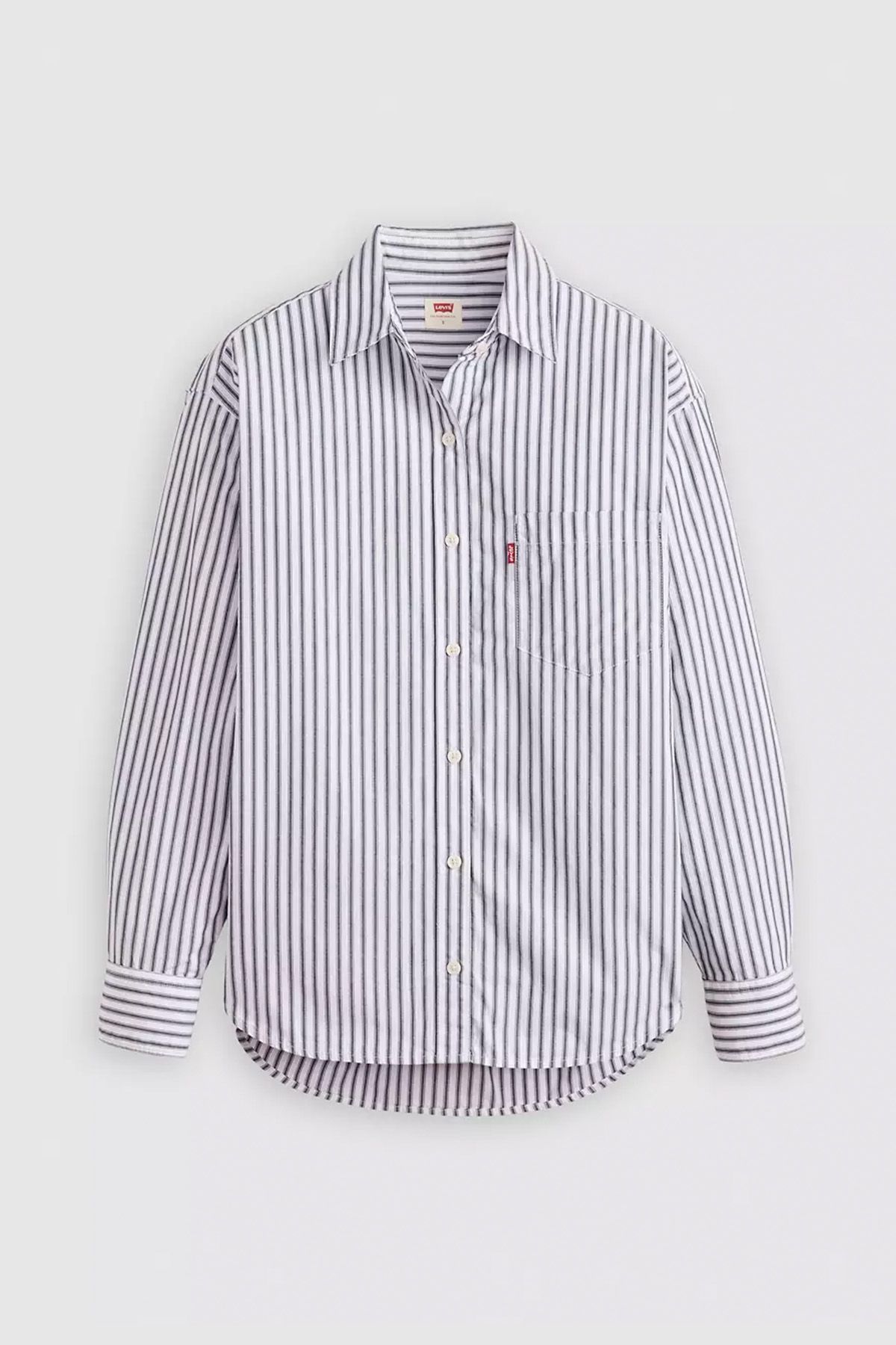 26Mxz46T9RfixLNkAFWPfX-2560-80 2 ملابس للارتداء على الشاطئ من مجموعة Levi's® Linen+ Denim