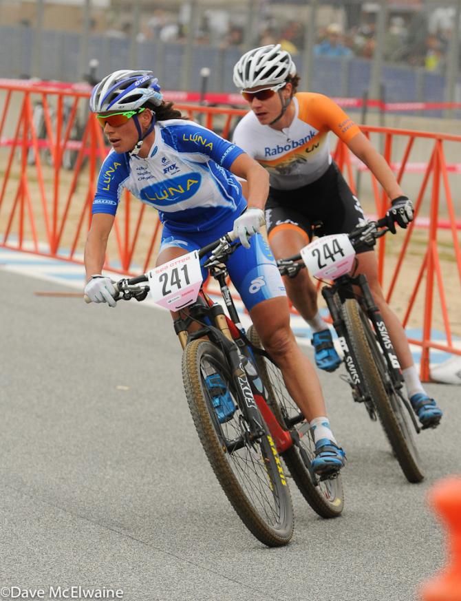Katerina Nash (Luna Pro Team) leading Marianne Vos with one lap to go