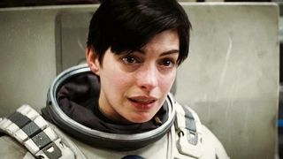 Anne Hathaway wears a space suit and sobs in 'Interstellar'