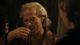 Brad Pitt eating in The Curious Case of Benjamin Button