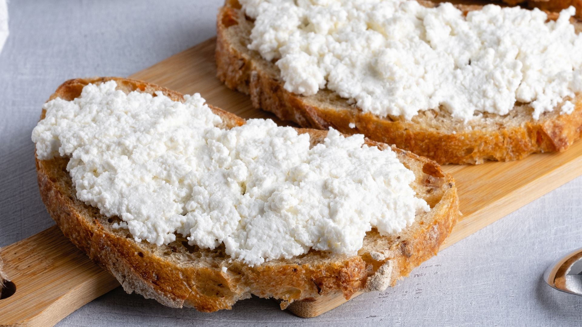 Cottage cheese on wholewheat seeded toast