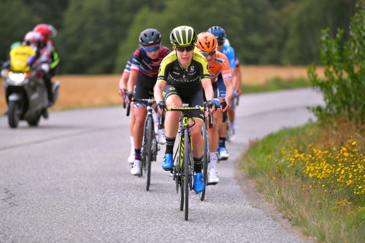 Amanda Spratt (Mitchelton-Scott) leads a breakaway