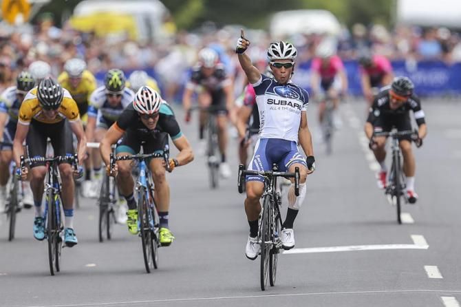 Caleb Ewan takes the win at the Williamstown Criterium.