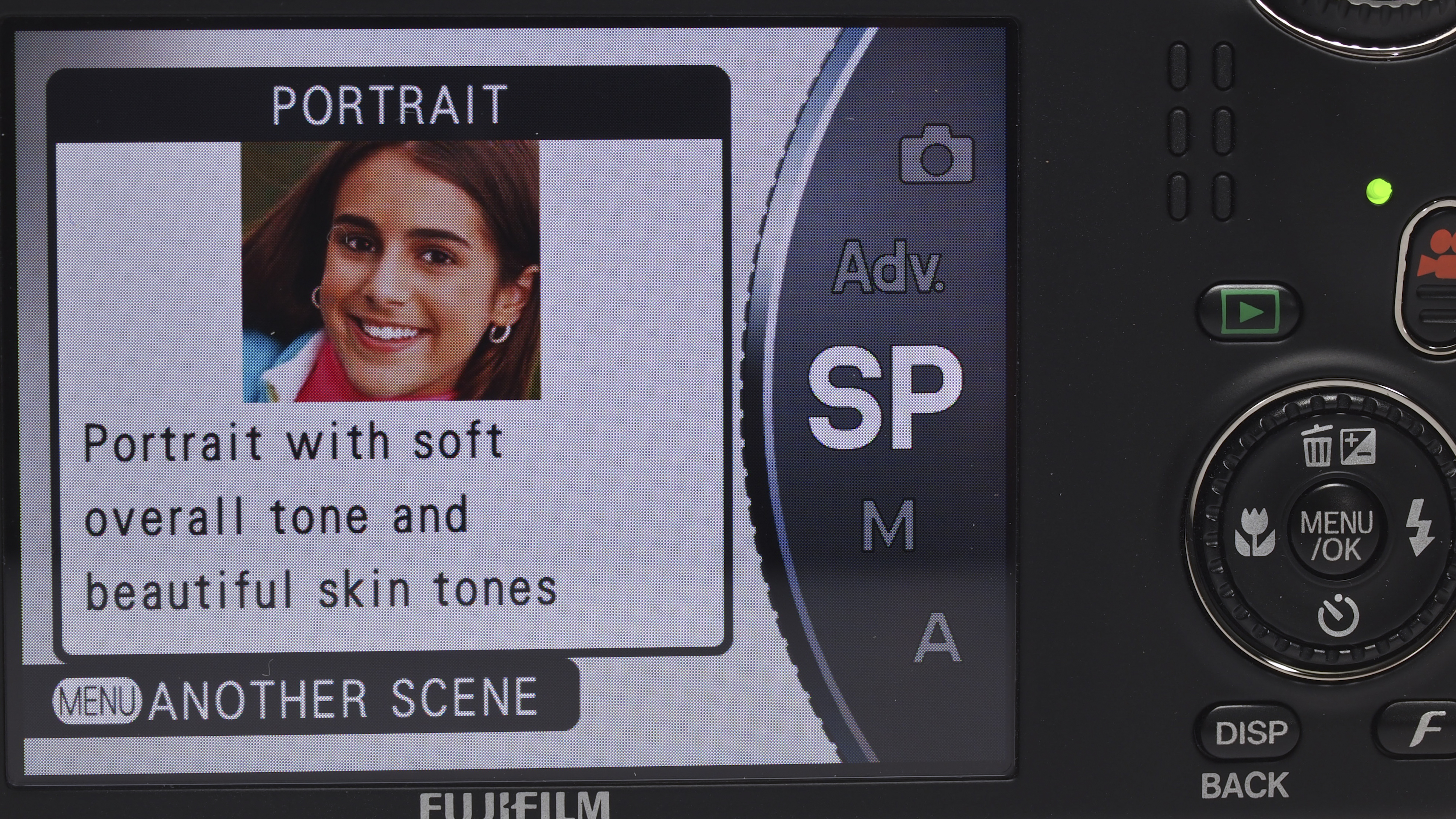 Fujifilm FinePix F770 EXR review